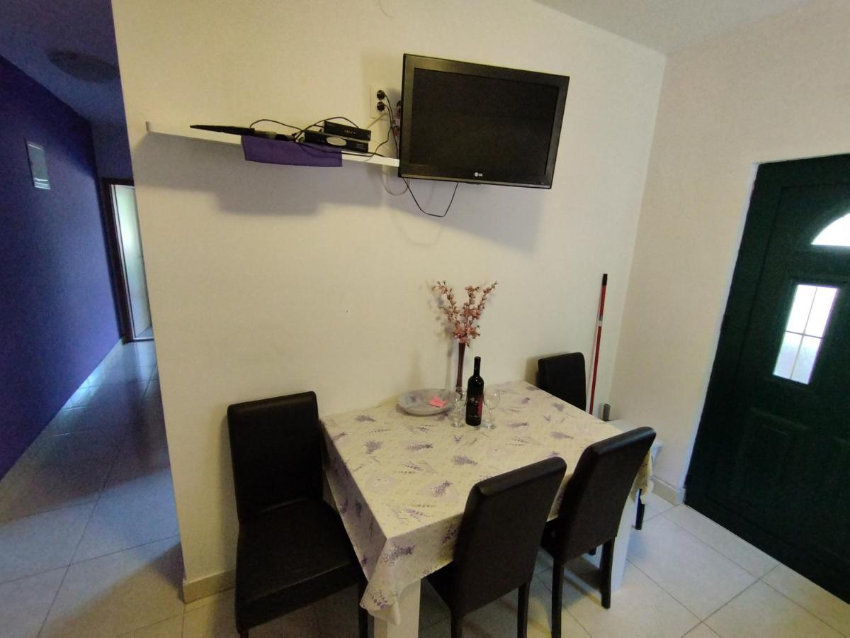 Ferienwohnung Apratman Uvala Duboka Kruscica Kruscica  Exterior foto